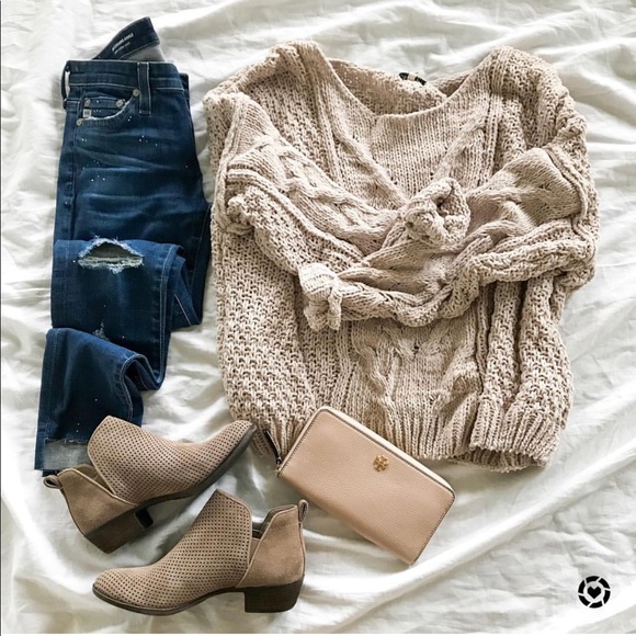 Woven Heart Sweaters - [Woven Heart] Cable Knit Plush Chenille Sweater